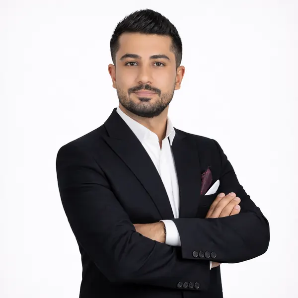 نیما برجی — مدرس شیمی